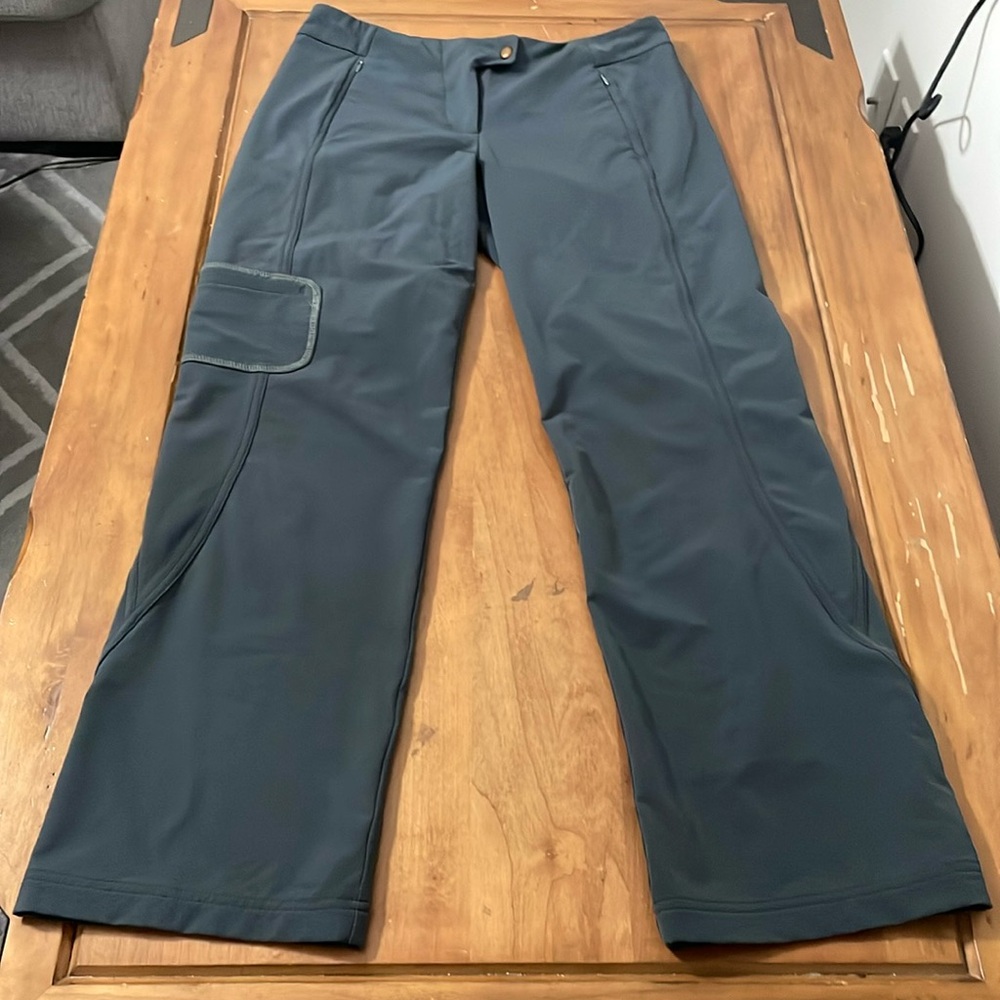 Title Nine Hiking Pants Size 8